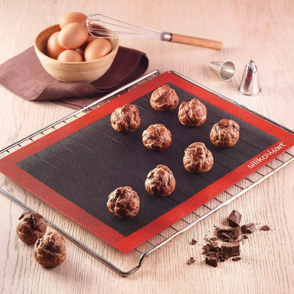 Silikomart Air Mat Tappetino in Silicone Microforato con Fibra di Vetro 58,3x38,4 cm – BPA Free, Made in Italy, Forno Freezer Lavastoviglie (-60°C/+230°C) Silikomart