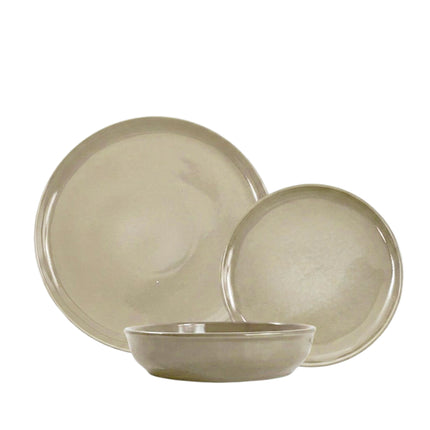 Set Piatti Font 18 Pezzi in Ceramica Colorati | Servizio Piatti Moderni da Tavola per 6 Persone | Disponibile Singolo o in Set (Blu, Tortora, Acqua Marina) Tortora Servizio Completo 18 pz (6 pz Fondo - 6 pz Dessert - 6 pz Piano) Arca