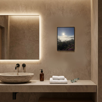 Sicignano Quadro Decorativo Naturale con Stampa Risveglio Silente Bouganville, Cornice in Legno Noce Effetto Bombato, Poster Paesaggio Pronto da Appendere per Casa, B&B, Hotel e Ufficio - REF.09 Casalinghi Sicignano