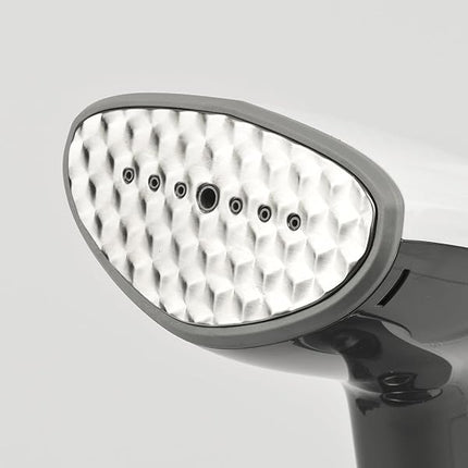 Girmi ST92 Ferro da Stiro Verticale a Vapore da viaggio, Stiratrice,1700 W, Piastra INOX, Capacità 360cc, Funzione Auto-spegnimento, Pronto in 40 sec, Accessori inclusi, Bianco/Grigio Girmi