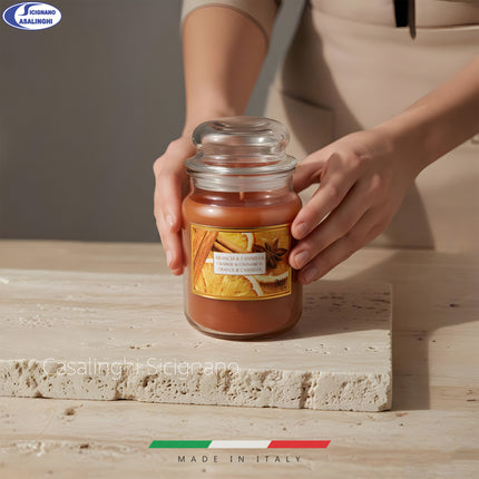 Candela Profumata Arancia & Cannella – L'Abbraccio Invernale (Grande 510g - 100 Ore) Cereria Muto Italo