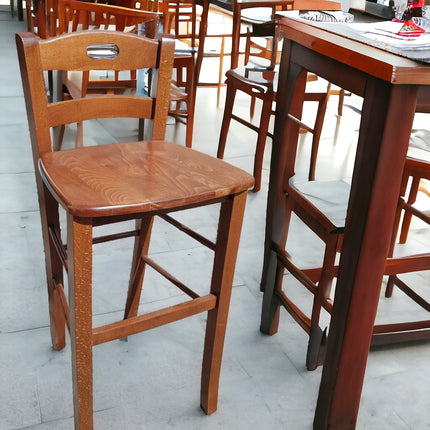 Sgabello in Legno con Seduta Rigida Artigianale Made in Italy Rustico Bar Bancone Altezza Seduta 66cm Noce Giaquinto