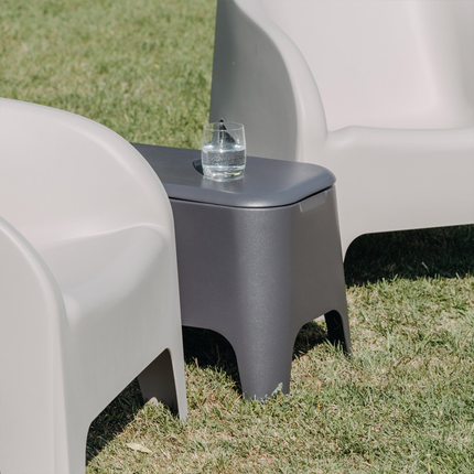 Plastmeccanica Tavolino Sgabello Contenitore Con Vano Portaoggetti Rettangolare 59×39×36H Cm