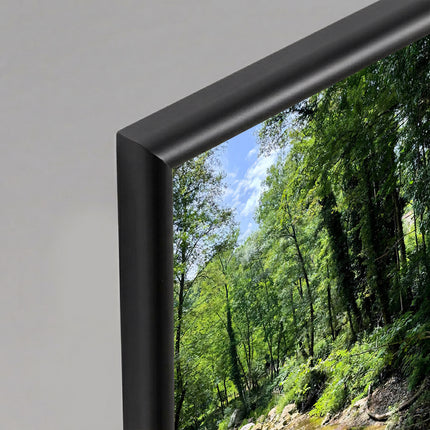 Sicignano | Quadro Decorativo Naturale 30x40 cm con Stampa Cascate Capelli di Venere, Cornice in Legno Noce Effetto Bombato, Poster Paesaggio Pronto da Appendere per Casa, B&B, Hotel e Ufficio - REF.05